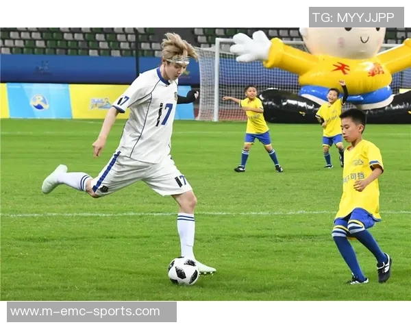 王珂在足球领域的崛起与挑战解析他的职业生涯与未来展望 王珂在足球领域的崛起与挑战解析他的职业生涯与未来展望