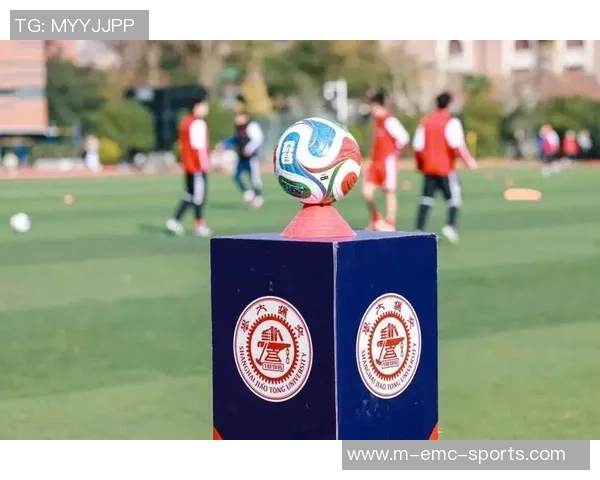 西安交大足球场新面貌揭幕助力校园体育文化发展与学生健康成长