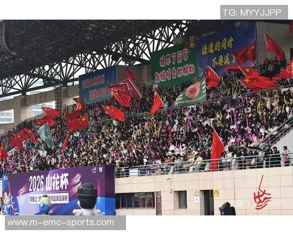 足球大师五一盛典激情开赛球迷狂欢尽享足球魅力与乐趣